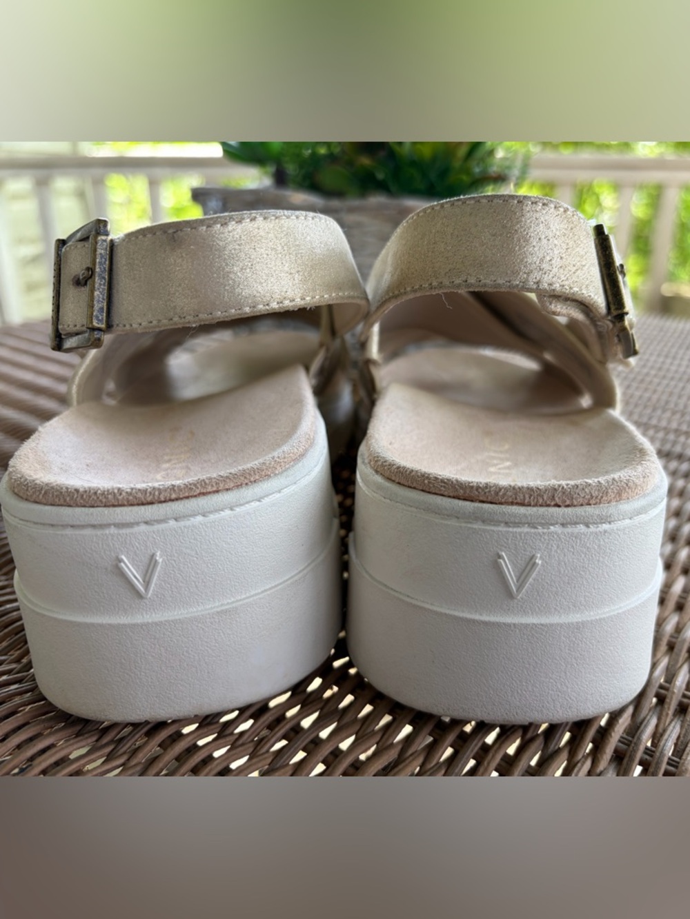 Lightweight Beige Platform Slingback Sandals - Picture 4 of 8